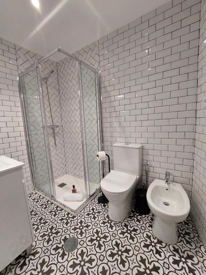 Alto Da Lapa Luxury House Free 1 Parking Place Porto Exterior foto